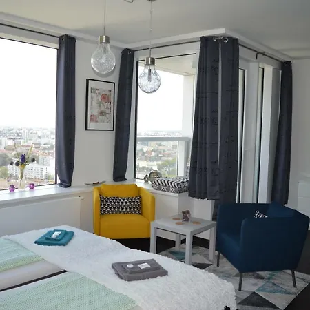 Panorama City Apartman 27.poschodie براتسيلافا